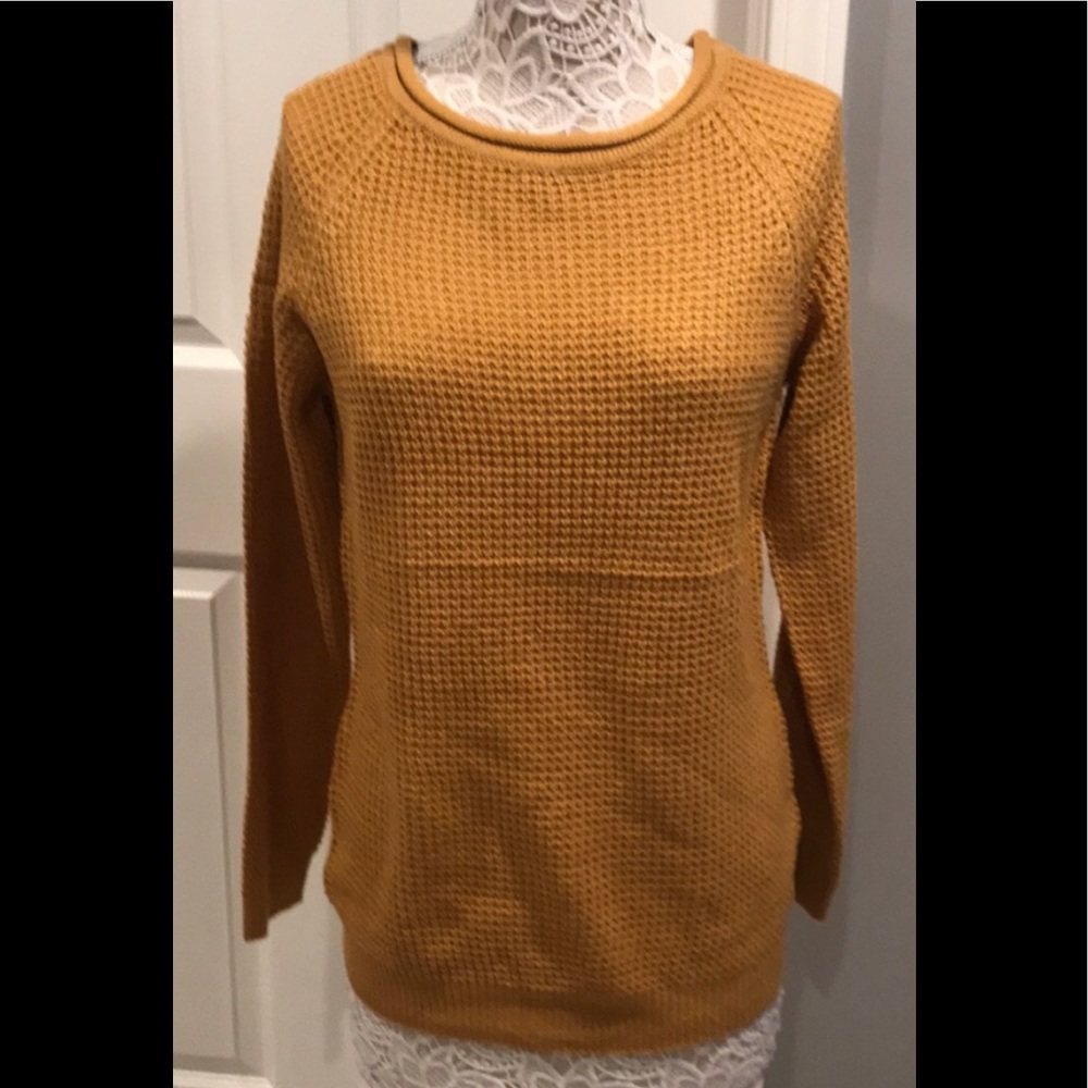 Brand new ambiance apparel long sleeve Top